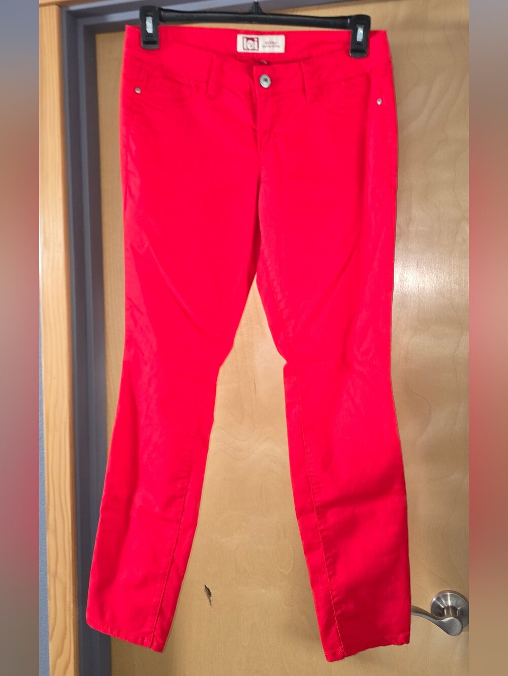 NWOT Lei Bright Red Skinny Jeans